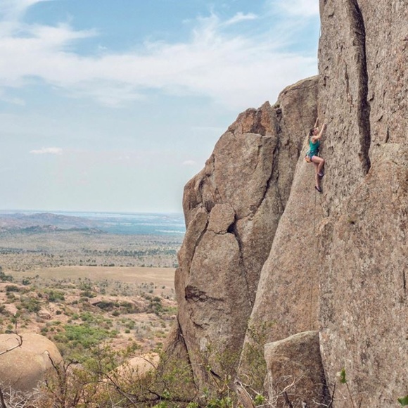 Meet your Posher, Haley - Picture 2 of 4